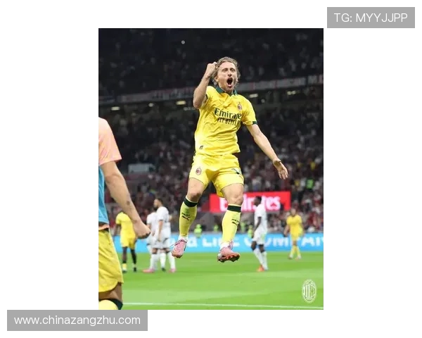 苏契奇称莫德里奇为史上最全面中场球员之一并赞其技战术素养 苏契奇称莫德里奇为史上最全面中场球员之一并赞其技战术素养