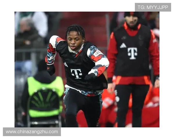 法尔克:拜仁对B费兴趣缺缺 无力承担其高额薪资 法尔克:拜仁对B费兴趣缺缺 无力承担其高额薪资