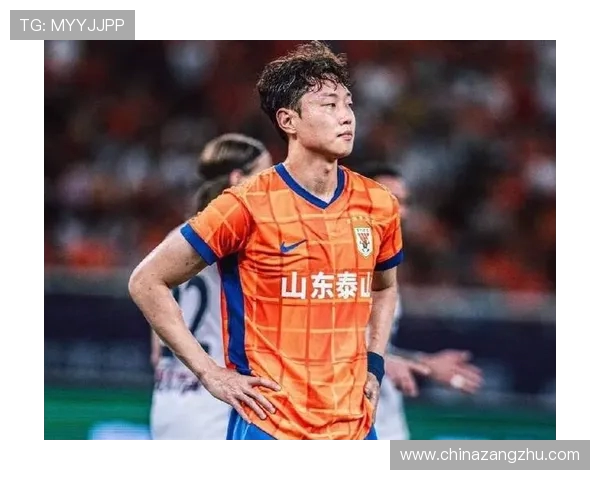 高准翼伤愈复出参与山东队分组对抗训练状态回升有望重返首发阵容 高准翼伤愈复出参与山东队分组对抗训练状态回升有望重返首发阵容